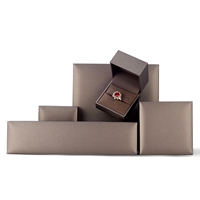 Boîte à bijoux en plastique doré de luxe, logo personnalisé, organisateur de rangement pour colliers et bagues, emballage cadeau