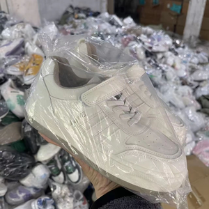 Venta al por mayor <span class=keywords><strong>de</strong></span> fábrica: Zapatillas <span class=keywords><strong>de</strong></span> moda <span class=keywords><strong>para</strong></span> <span class=keywords><strong>mujer</strong></span>, pacas <span class=keywords><strong>de</strong></span> zapatos mixtos, stock <span class=keywords><strong>de</strong></span> zapatos usados <span class=keywords><strong>para</strong></span> <span class=keywords><strong>mujer</strong></span> - Product Image 2