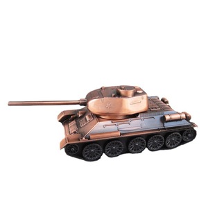 OEM \ ODM carro armato modello militare metallo artigianato <span class=keywords><strong>decorazioni</strong></span> per la casa e ornamenti retrò Mini serbatoio - Product Image 5