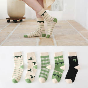 Chaussettes tubulaires en coton pour femmes, chaussettes à carreaux, Design de feuilles vertes, mode japonaise, pour adolescentes et filles, nouvelle collection automne - Product Image 2