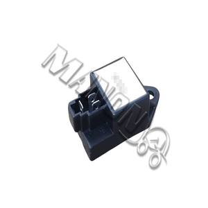 Relais clignotant Hyster 4692659 électronique en plastique pour chariot élévateur, pièce de rechange neuve d'origine - Product Image 2