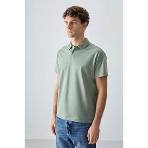 เสื้อยืดคอกลมทรงโอเวอร์ไซส์ผ้าฝ้ายสีเขียวอ่อนเนื้อนุ่มหนา รุ่นเบสิคสำหรับผู้ชาย - 88381 - ลายกระบองเพชร - Product Image 4