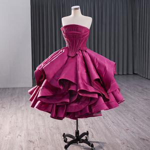 Vestido de Noche Brillante de Satén Suave sin Tirantes, sin Mangas, con Volantes de Varias Capas, Estilo Gótico Lolita, Vestido Corto Rsm231016 - Product Image 2