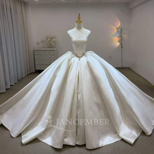 Robe de mariée minimaliste Lsjj154, style princesse, avec fines bretelles, perles scintillantes, taille basse et coupe structurée, Jancember - Product Image 3