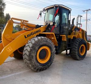 Cargadora de Ruedas Amarilla Liugong CLG856H 856 856H, Capacidad Nominal de 10 Toneladas, Cargadora Frontal, Bomba de Motor de Alta Eficiencia, 1 Año de Garantía - Product Image 1