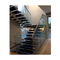 Escalier droit à marches ouvertes sur mesure avec rampe en aluminium d'origine pour villa de luxe