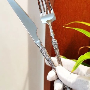Ensemble de couverts en acier inoxydable 304 à texture écorce, couteau à steak et fourchette à taille fine, cuillère à dessert ronde de luxe pour hôtel et restaurant - Product Image 3