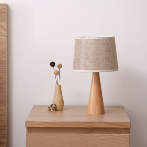 Lampada da Tavolo Moderna con Illuminazione Elettrica in Legno e <span class=keywords><strong>Paralume</strong></span> in Tessuto <span class=keywords><strong>Beige</strong></span> per Soggiorno, Decorazione d'Interni Contemporanea - Product Image 3