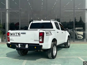 <span class=keywords><strong>Pick</strong></span>-<span class=keywords><strong>up</strong></span> d'<span class=keywords><strong>occasion</strong></span> <span class=keywords><strong>ISUZU</strong></span> D-MAX, 4x4, diesel, automatique, tout-terrain, 2023 - Product Image 5