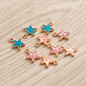 Weny, 10 pezzi per confezione, ciondolo a forma di stella a cinque punte in lega con finitura a goccia d'olio, realizzato a mano. - Product Image 3