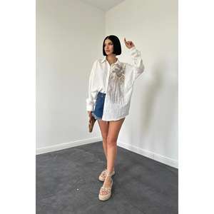 Camisa de lino blanca con botones para mujer, estilo bohemio para el día a día, color crudo, talla única - Product Image 5