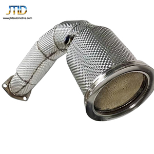 Downpipe Catalizzato Euro V a 200 celle in Acciaio Inossidabile ad Alte Prestazioni per URUS - Product Image 5