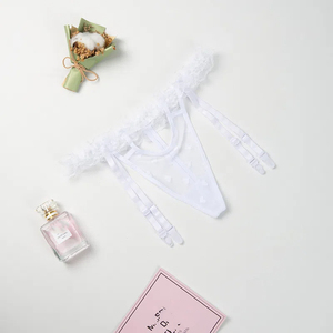 Femmes Sexy Dentelle Jarretière String Lingerie Sheer Mesh Coeur Motif Jarretelles Culotte avec 4 Bretelles pour Bas Boudoir - Product Image 3