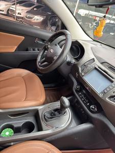 <span class=keywords><strong>KIA</strong></span> <span class=keywords><strong>Sportage</strong></span> R SUV 2014 con Trasmissione Automatica, Usato, Guida a Sinistra, Sedili in Pelle, Telecamera Posteriore, Pneumatici R17 - Product Image 3