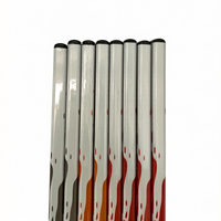 Bâton de hockey sur glace OEM personnalisé en fibre de carbone P92/ P28/ P29, main gauche/droite, bas/moyen, avec poignée antidérapante tactile pour SR YT JR