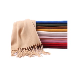 Écharpe en fausse fourrure de cachemire, logo personnalisé, couleur unie, épaisse, automne-hiver, longue écharpe enveloppante, vente en gros directe d'usine - Product Image 1