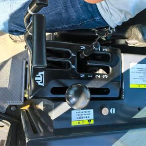 La excavadora Shantui SD13 usada está disponible para la venta en China. Las excavadoras Shantui SD13L SD16 <span class=keywords><strong>SD16L</strong></span> SD22 funcionan con motor - Product Image 5