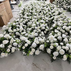 Couronne florale lisse pour décoration d'événements de mariage en forêt, centre de table floral blanc et verdoyant - Product Image 2