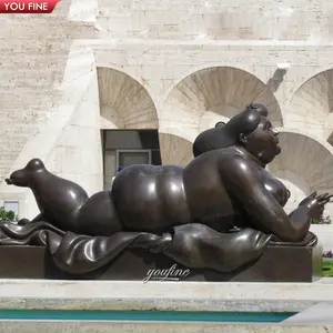 Escultura de Mujer Fumando de Bronce, Arte Metálico de Alta Calidad, Estatua de Dama Acostada - Product Image 1