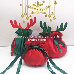 Sac à cordon en velours de renne de Noël, pochette cadeau de luxe en velours de soie pour l'emballage de Noël, sac à bonbons pour la veille de Noël - Product Image 2