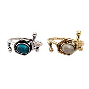 Vente en gros de bijoux à la mode, bague en pierre de lune naturelle, bague en laiton pêche argent plaqué, bagues en pierre, cadeau Unique, bijoux - Product Image 1