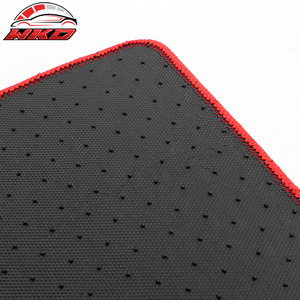 พรมปูพื้นรถยนต์เทสล่า รุ่น Y ปี 20-24 แบบกำมะหยี่สีดำขอบแดง สำหรับด้านหน้าและด้านหลัง - Product Image 5