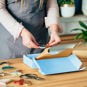Scatole <span class=keywords><strong>di</strong></span> Spedizione Blu Personalizzate Premium in Cartone Ondulato per Spedizioni, Corrispondenza, Stoccaggio <span class=keywords><strong>di</strong></span> Piccoli Oggetti, Regali e Confezioni - Product Image 4