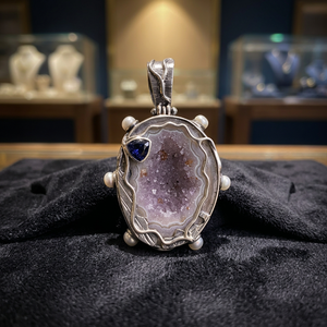 Nouvelle Tendance 2026 Pendentif Statement Ovale en Argent Sterling Massif 925 avec Pierre Précieuse Améthyste Géode Druzy Naturelle Sertie en clos, Vente en gros - Product Image 3
