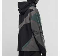 Conception personnalisée de luxe Vestes à capuche en polyester Coah en vrac coupe-vent léger en nylon pour hommes