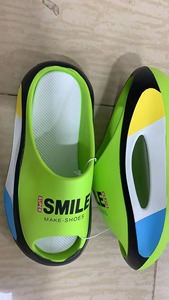 2023 All-match hommes et femmes antidérapants à l'extérieur pour porter des pantoufles de plage de bain - Product Image 2