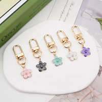 Ventes chaudes 2024 - Porte-clés personnalisés en métal émaillé avec fleur de cerisier pour femmes et filles