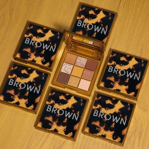 Palette de fards à paupières en gros 9 couleurs marron Maquillages-<span class=keywords><strong>original</strong></span> Kits de maquillage Palette de fards à paupières personnalisable avec logo - Product Image 4