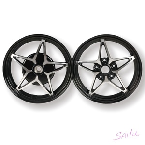 Llantas <span class=keywords><strong>de</strong></span> Motocicleta <span class=keywords><strong>de</strong></span> Aluminio CNC <span class=keywords><strong>de</strong></span> 12 Pulgadas para Vespa GTS GTV 300 250 Sprint Primavera 150 125 Accesorios - Product Image 1