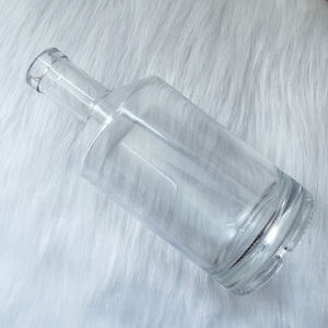 Bouteilles <span class=keywords><strong>de</strong></span> liqueur en verre rondes <span class=keywords><strong>de</strong></span> luxe personnalisées en gros <span class=keywords><strong>de</strong></span> 800 ml avec bouchon en caoutchouc pour la tequila et le brandy - Product Image 6