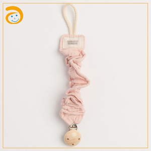 Wholesale Custom Cotton Linen Baby Pacifier Clip Round New Design Soft Absorbent <strong>Dummy</strong> Holder Infant Soother Chain OEM - Product Image 2