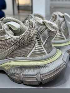 Vente en gros d'usine de chaussures décontractées de luxe de haute qualité, de chaussures de sport respirantes et antidérapantes, et de chaussures de skate. - Product Image 5