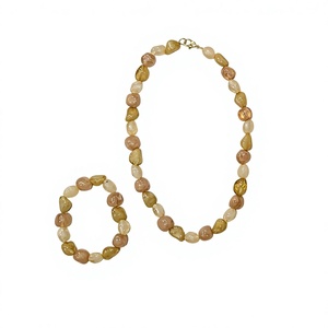 Ensemble bracelet et collier unisexe en perles de résine facettées non taillées, avec pierre principale en perle classique, idéal pour mariage, anniversaire, fête - Product Image 1