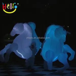 Costume de cheval gonflable blanc de marche portable adulte LED