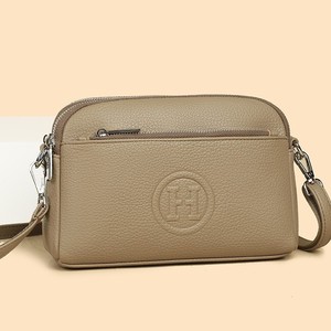 <span class=keywords><strong>Sac</strong></span> bandoulière <span class=keywords><strong>femme</strong></span> tendance 2025 – Nouveau style polyvalent, simple, en <span class=keywords><strong>cuir</strong></span>, avec lettres, fermeture éclair, style coréen - Product Image 3