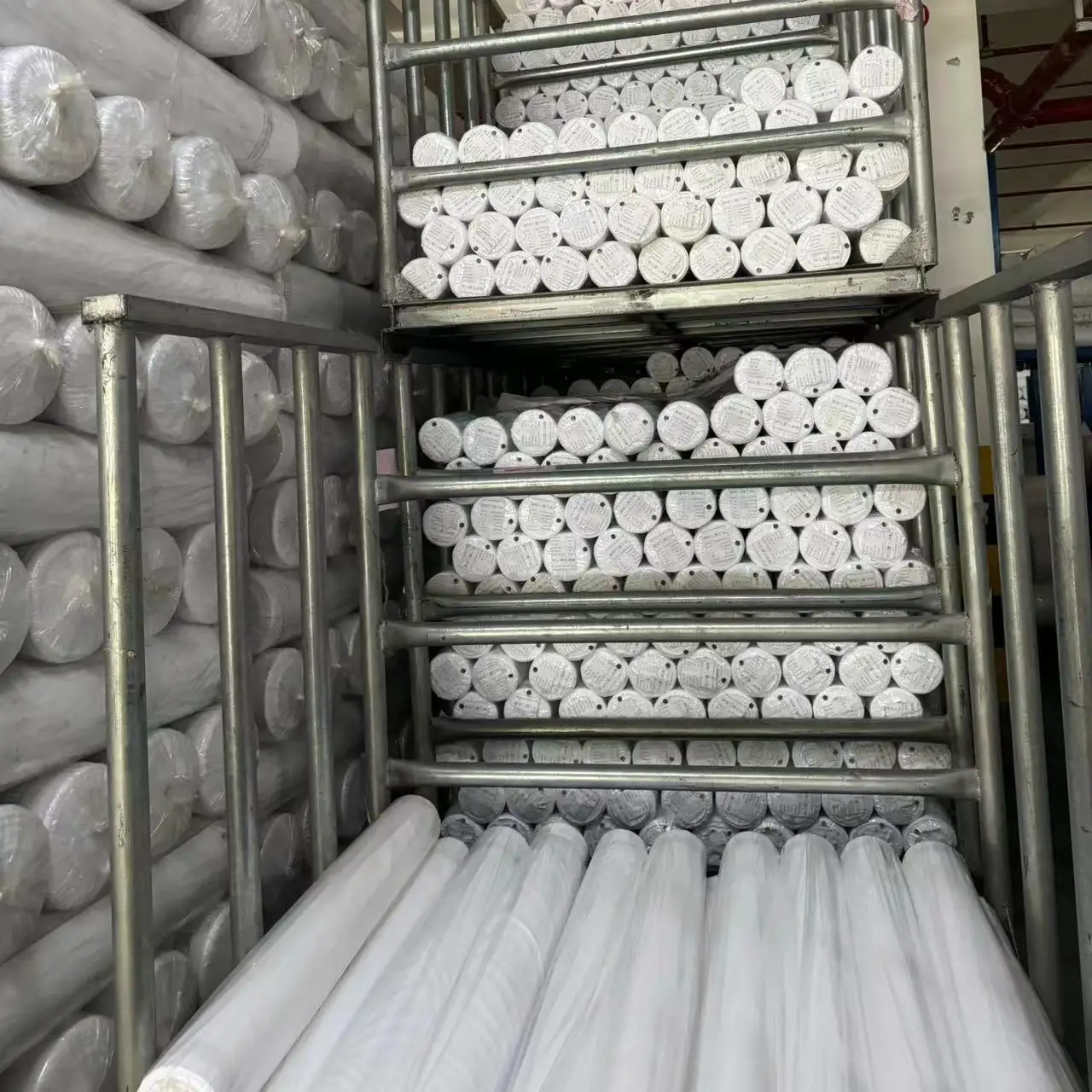 Textile d'hôtel 100gsm tissu blanc blanchi pour sublimation microfibre teintée solide