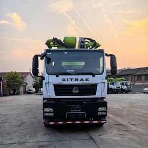 Camion pompe à béton d'occasion Zoomlion officiel 2021, 38 mètres - Product Image 2