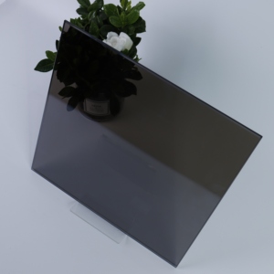 Verre revêtu de 6 mm, technologie de revêtement métallique avancée pour les bâtiments écologiques et les façades de gratte-ciel commerciaux - Product Image 5