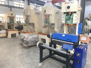 Línea de Producción de Bandejas y Platos de Aluminio Totalmente Automática, Máquina de Fabricación de Moldes de Punzonado, en Oferta - Product Image 4