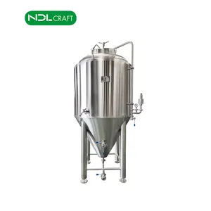 Bollitore per birra da 10bbl per attrezzature commerciali per la produzione di birra | Isolato, a Gas