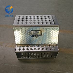 <span class=keywords><strong>Coffre</strong></span> à outils en aluminium durable argenté, personnalisable OEM, résistant à la poussière et à l'eau, avec fermeture à boucle, <span class=keywords><strong>pour</strong></span> semi-<span class=keywords><strong>remorque</strong></span> - Product Image 3