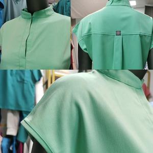 Vêtements médicaux sur mesure <span class=keywords><strong>en</strong></span> gros, ensembles de blouses médicales brunes, uniforme de travail pour infirmières, extensible, respirant, manches courtes, uniforme de médecin, uniforme de salon - Product Image 3