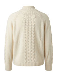 Cardigan d'automne pour femme en tricot torsadé fait main avec fermeture épaisse, 50% viscose, 27% nylon, 23% polyester - Product Image 3