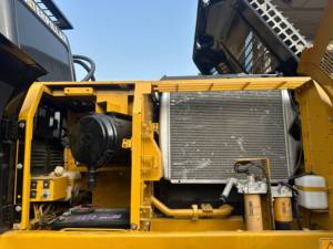 Machinerie de construction, excavatrice d'occasion Cat 330D2L, état d'origine, 330D2L Chine Shanghai Caterpillar, excavatrice usagée - Product Image 4