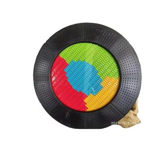 Équipement de jeu extérieur pour enfants Trampolin rond d'ancrage au sol pour adultes et enfants avec certificat TUV - Product Image 1