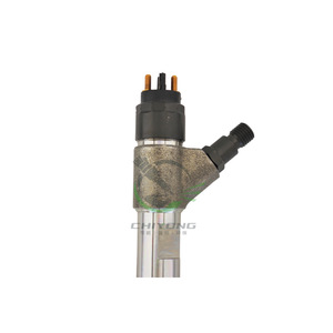 Conjunto de Inyectores de Combustible 0445120585 Compatible con Yuchai S50000-112100-A38, Válvulas de Inyección - Product Image 1